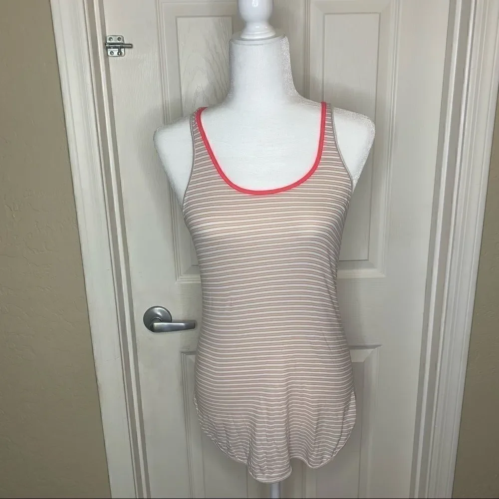 Lululemon Racerback Tank Hot Pink Trim Size 8